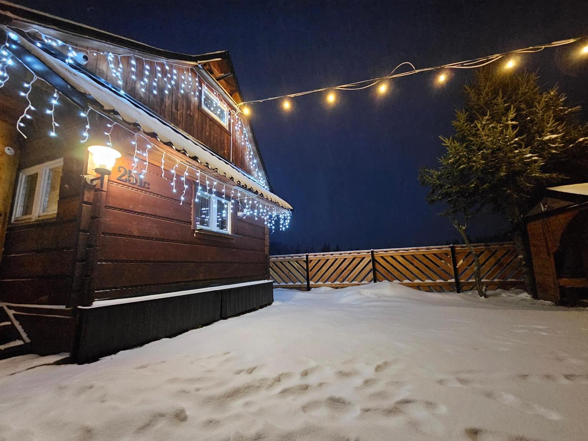 Domek Drewniany Szafran Witów Exterior foto
