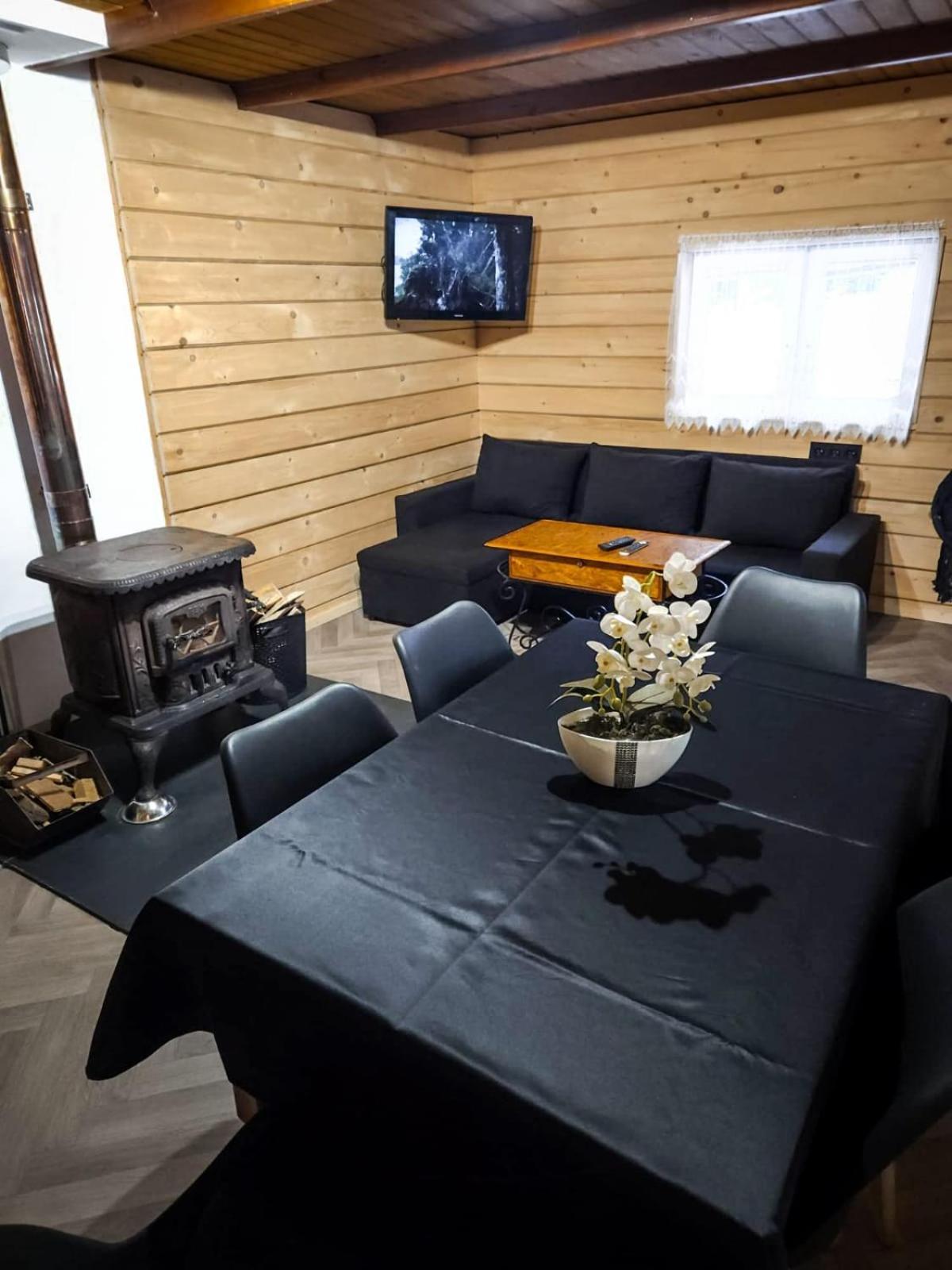 Domek Drewniany Szafran Witów Exterior foto